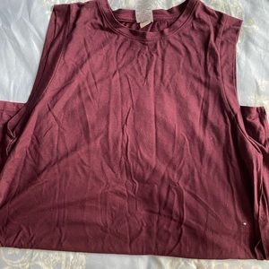 Athletic shirt